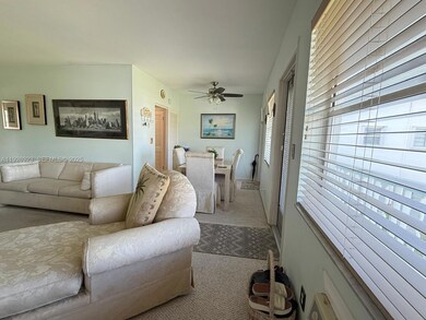 90 Easthampton D, West Palm Beach, FL 33417 - photo 5