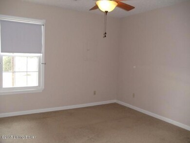 141 Beechtree Ln, Mount Washington, KY 40047 - photo 6