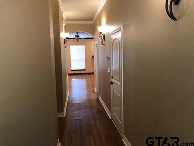 1533 1533 Skidmore, Tyler, TX 75703 - photo 2