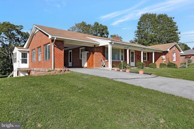 19812 Bennie Dr, Hagerstown, MD 21742 - photo 7