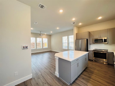 760 W Bedford Euless Rd unit 100, Hurst, TX 76053 - photo 4