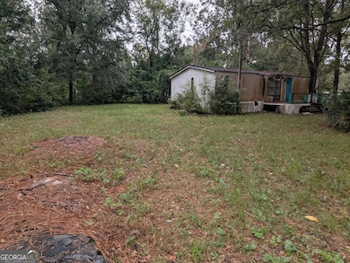 The potential for beautiful landscaping and perfec