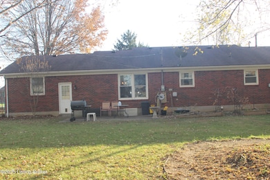 148 Primrose Dr, Mount Washington, KY 40047 - photo 3