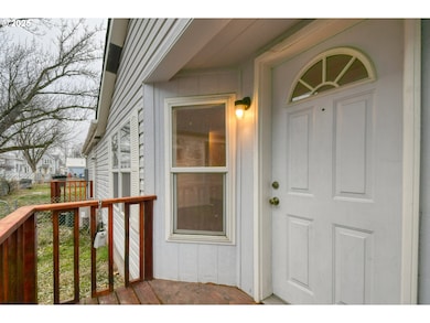 424 E High St, Athena, OR 97813 - photo 5