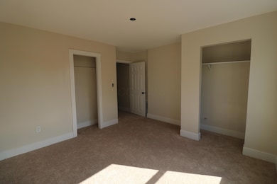 1074 E 15th Ave, Columbus, OH 43211 - photo 6