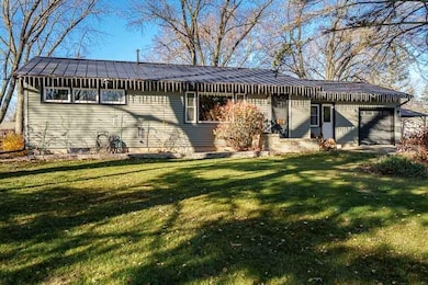 8930 S Creek Rd, Beloit, WI 53511 - photo 4