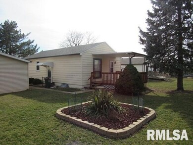 2824 W 65th St, Davenport, IA 52806 - photo 5