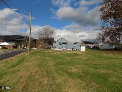 1200 E E McKinney Ave, Rogersville, TN 37857 - photo 3