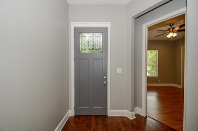 529 Westford St, Houston, TX 77022 - photo 5