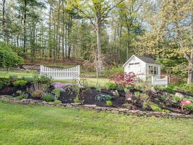 21 Scenic View Dr, Pelham, NH 03076 - photo 5