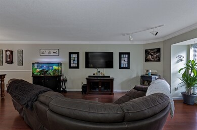 153 Middlesex Rd, Merrimack, NH 03054 - photo 7