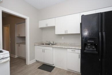 2367 Forest Ave unit 1, Memphis, TN 38112 - photo 4