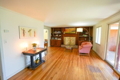 341 S Cove Rd, Burlington, VT 05401 - photo 4
