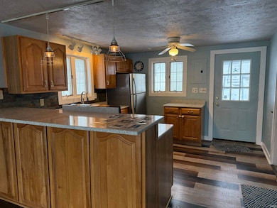 8917 E Circle Dr S, Syracuse, IN 46567 - photo 5