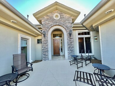 STUNNING COURTYARD IN FRONT OF HOME!