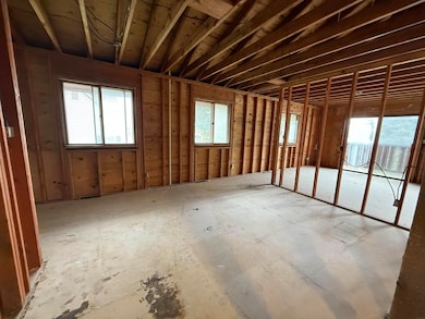 1215 8th St, Jesup, IA 50648 - photo 3