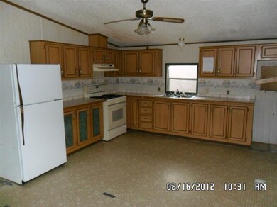 8650 Lindsey Rd, Plainwell, MI 49080 - photo 5