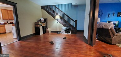 245 W Side Ave, Hagerstown, MD 21740 - photo 5