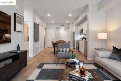 Caspian unit 428, Oakland, CA 94606 - photo 4