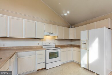 355 White Sands Dr, Lusby, MD 20657 - photo 6