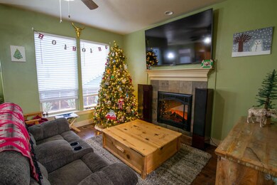 20118 Carson Creek Ct, Bend, OR 97702 - photo 2