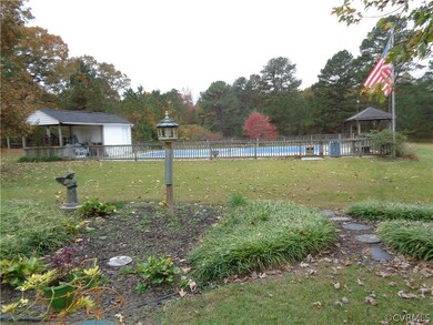 9716 Easy St, Disputanta, VA 23842 - photo 6