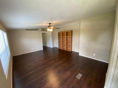 310 Kelly Brook Cir, Weatherford, TX 76087 - photo 6