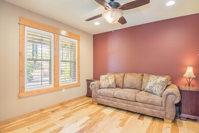 60808 Grand Targhee Dr, Bend, OR 97702 - photo 6