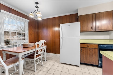 638 Robinwood Dr unit 159, Pittsburgh, PA 15216 - photo 4