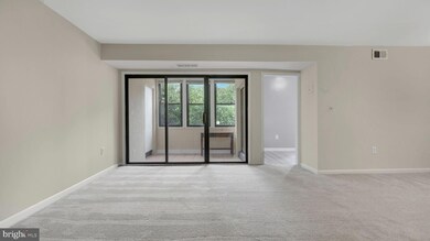 9653 Whiteacre Rd unit B2, Columbia, MD 21045 - photo 3