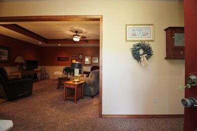 4 Foyer