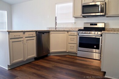 20325 E 42nd St S, Broken Arrow, OK 74014 - photo 6