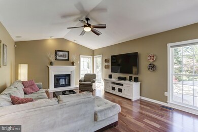 11316 Bishops Gate Ln, Laurel, MD 20723 - photo 5