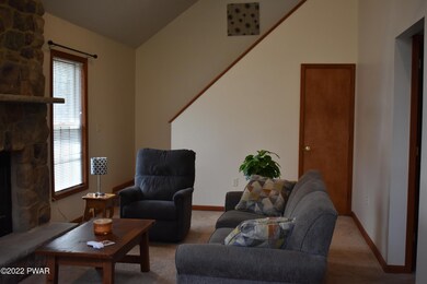102 Mink Ct, Dingmans Ferry, PA 18328 - photo 5