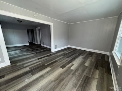 1825 Pierce Ave unit 2, Niagara Falls, NY 14301 - photo 4