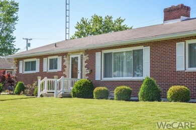 202 Stinebaugh Dr, Wapakoneta, OH 45895 - photo 2