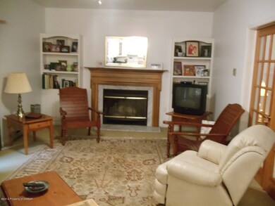 Family Room w/Fireplace
