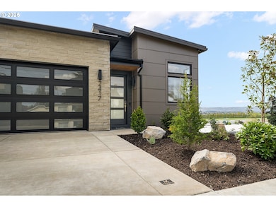 2407 E 6th St, Vancouver, WA 98661 - photo 2