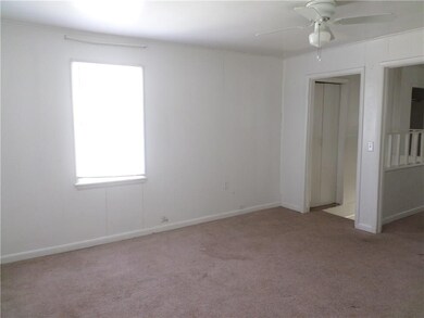 502 N Wentz St, Guthrie, OK 73044 - photo 4