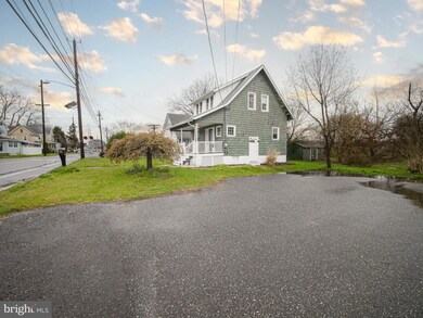 332 Crown Point Rd, West Deptford, NJ 08086 - photo 5