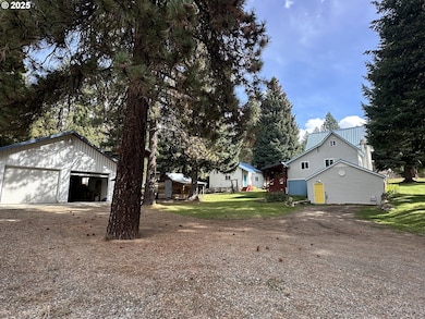 175 N Bonanza St, Sumpter, OR 97877 - photo 5