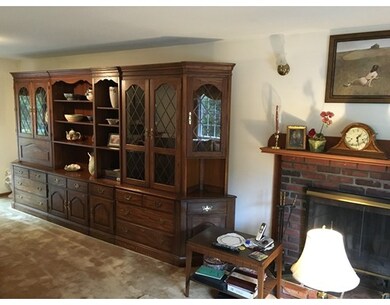 112 Bumble Bee Cir, Shrewsbury, MA 01545 - photo 7