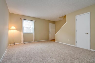 05 - 3066 Dorris Avenue-5.jpg
