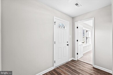 567 Mattox Ave, Colonial Beach, VA 22443 - photo 6