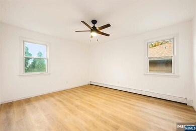 175 Biltmore St unit 2, North Arlington, NJ 07031 - photo 7