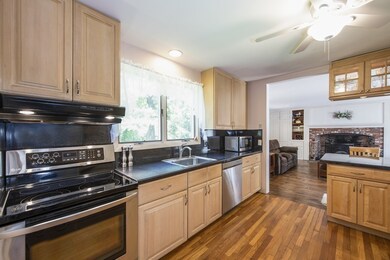 15 Chesterfield Rd, Milton, MA 02186 - photo 7