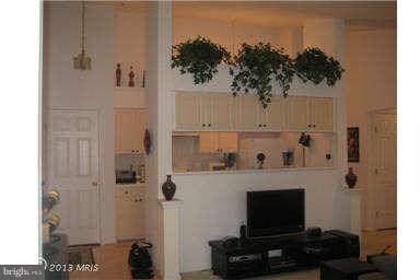 3237 Katewood Ct, Baltimore, MD 21209 - photo 7