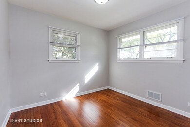 52 S Prairie Ave, Mundelein, IL 60060 - photo 6