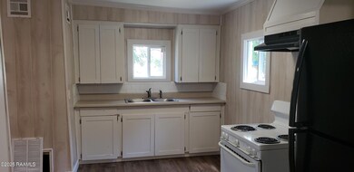 1814 E Lafayette St, Abbeville, LA 70510 - photo 4