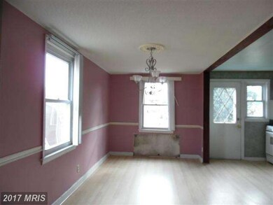 3655 Greenvale Rd, Baltimore, MD 21229 - photo 6